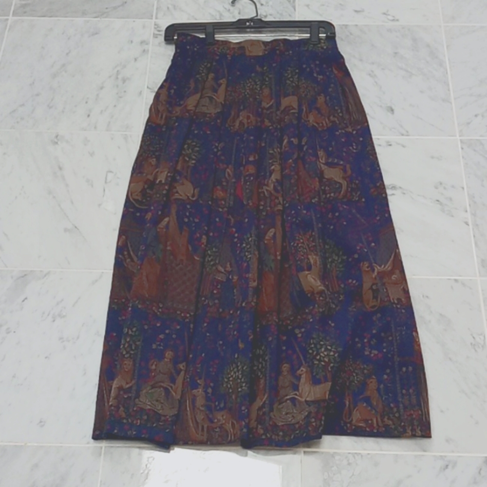 Geiger midi skirt. Size EU36